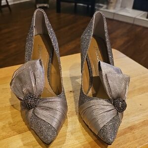 Elegant Silver Women's Shoes with Bow Detail